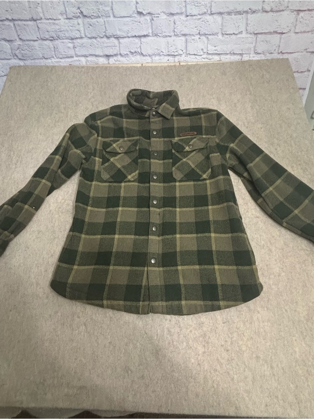 Men's Olive Green Plaid Button-Down Shirt Jacket